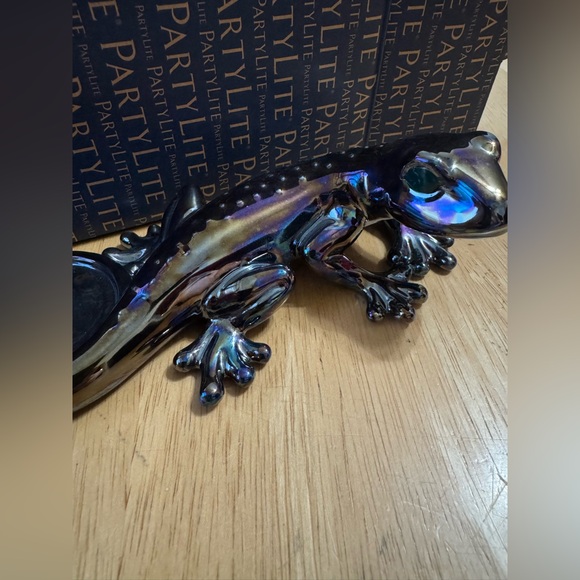 Partylite, Rainbow Noir Gecko Tealight Holder. - Picture 8 of 11